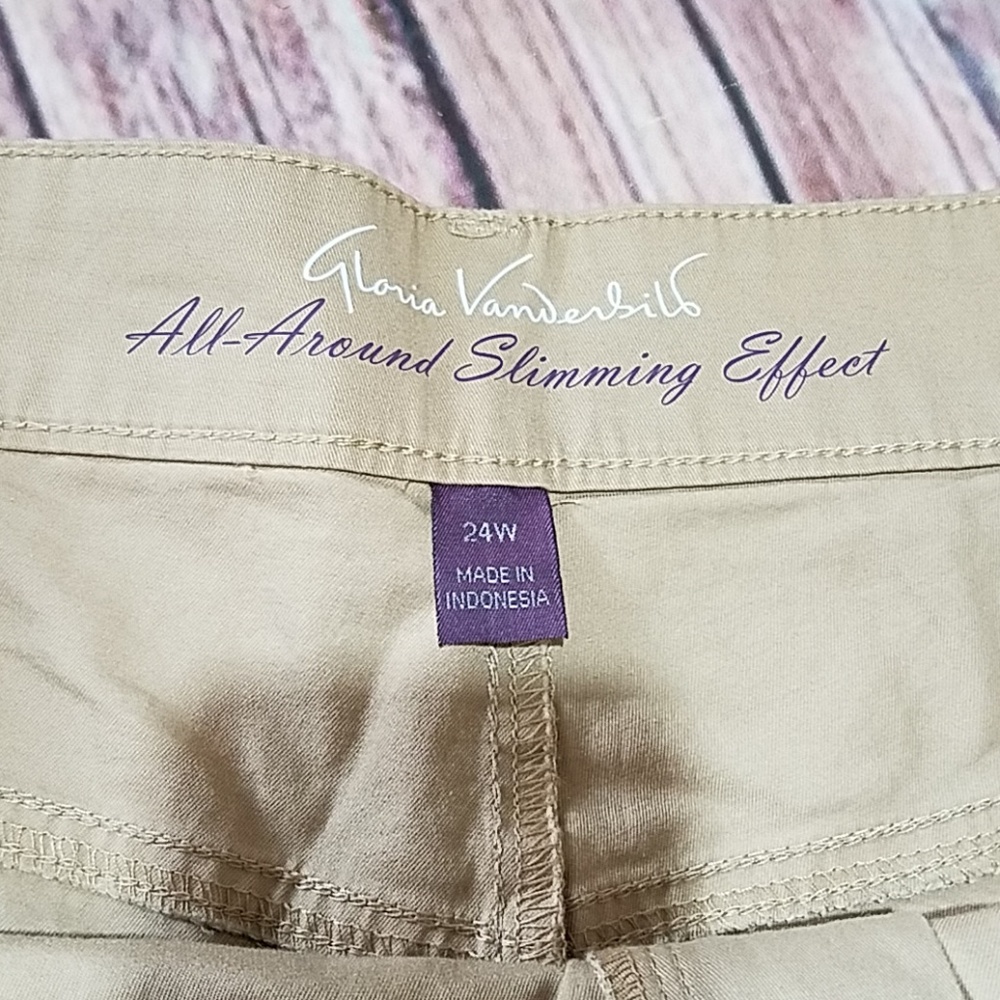 Gloria Vanderbilt All Around Slimming Shorts - Picture 3 of 7